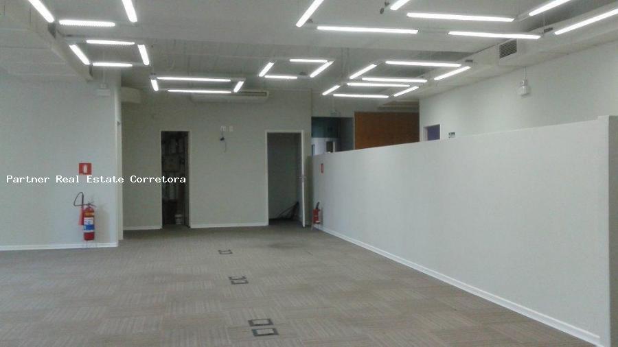 Sala-Conjunto, 1125 m² - Foto 21