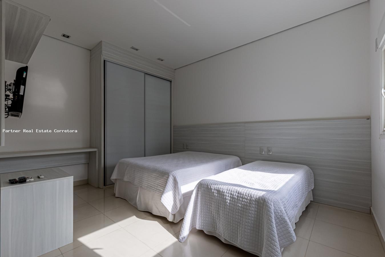 Casa de Condomínio à venda com 6 quartos, 2983m² - Foto 10