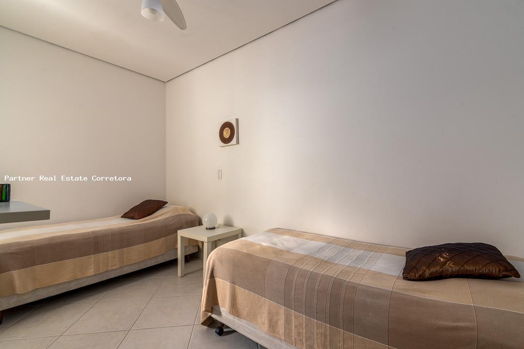 Casa, 10 quartos, 1400 m² - Foto 8