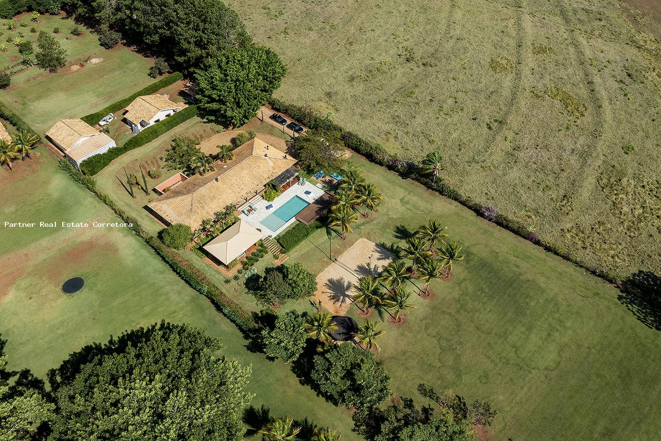 Casa à venda com 4 quartos, 20000m² - Foto 1