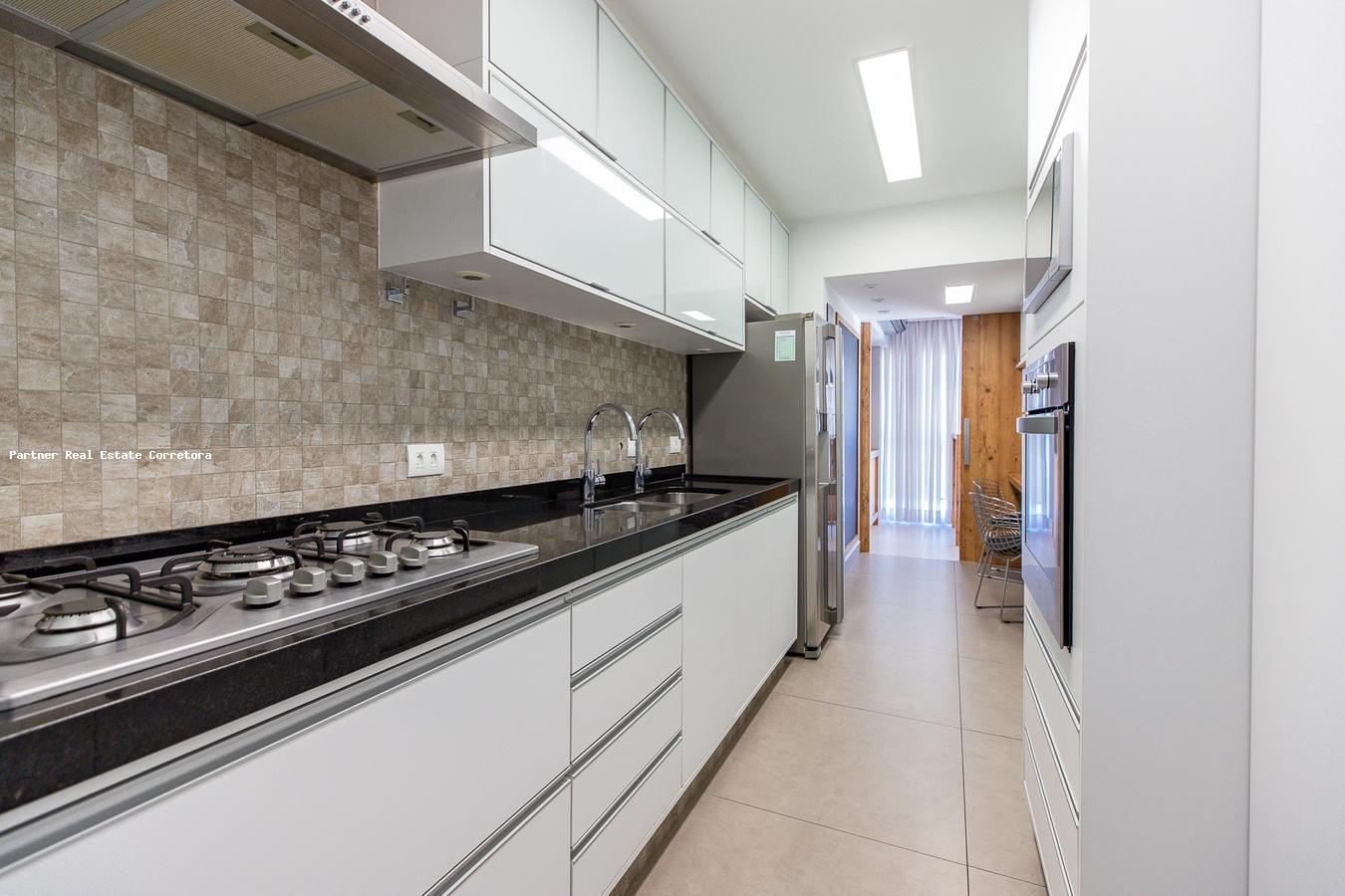 Cobertura, 4 quartos, 237 m² - Foto 11