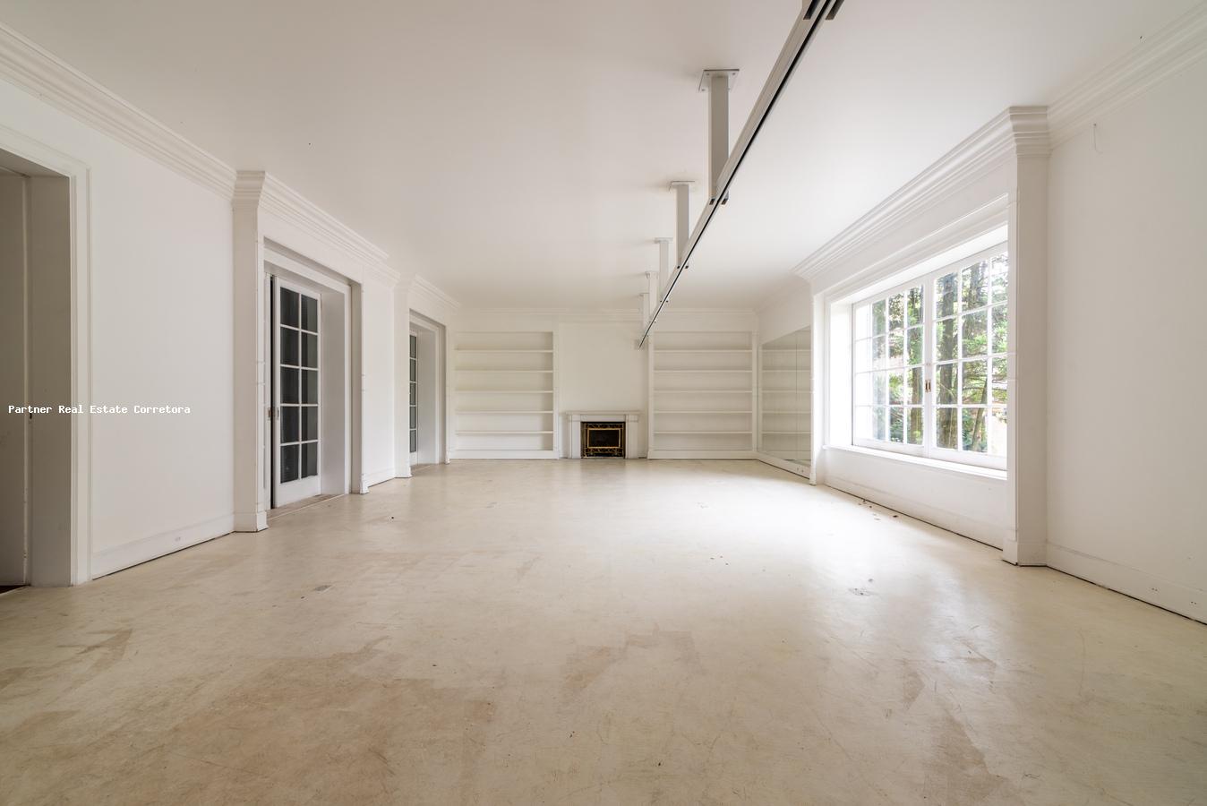 Casa, 5 quartos, 1379 m² - Foto 2