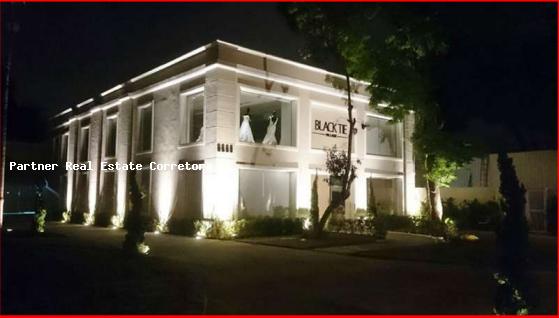 Loja-Salão, 2605 m² - Foto 1