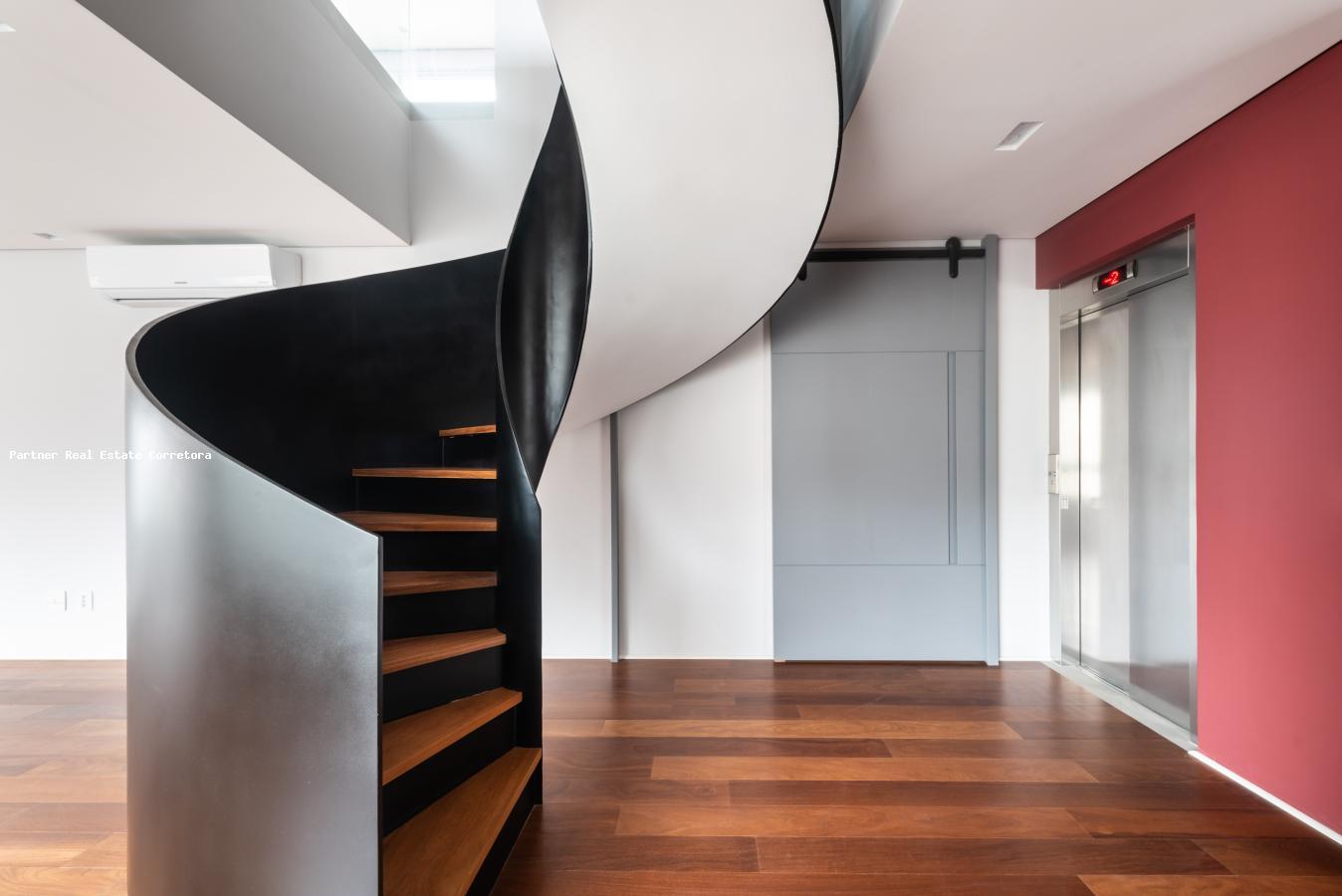 Cobertura, 3 quartos, 449 m² - Foto 1