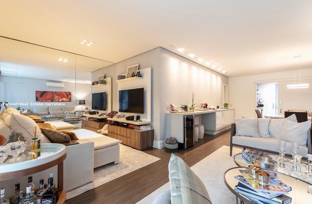 Apartamento, 3 quartos, 223 m² - Foto 2