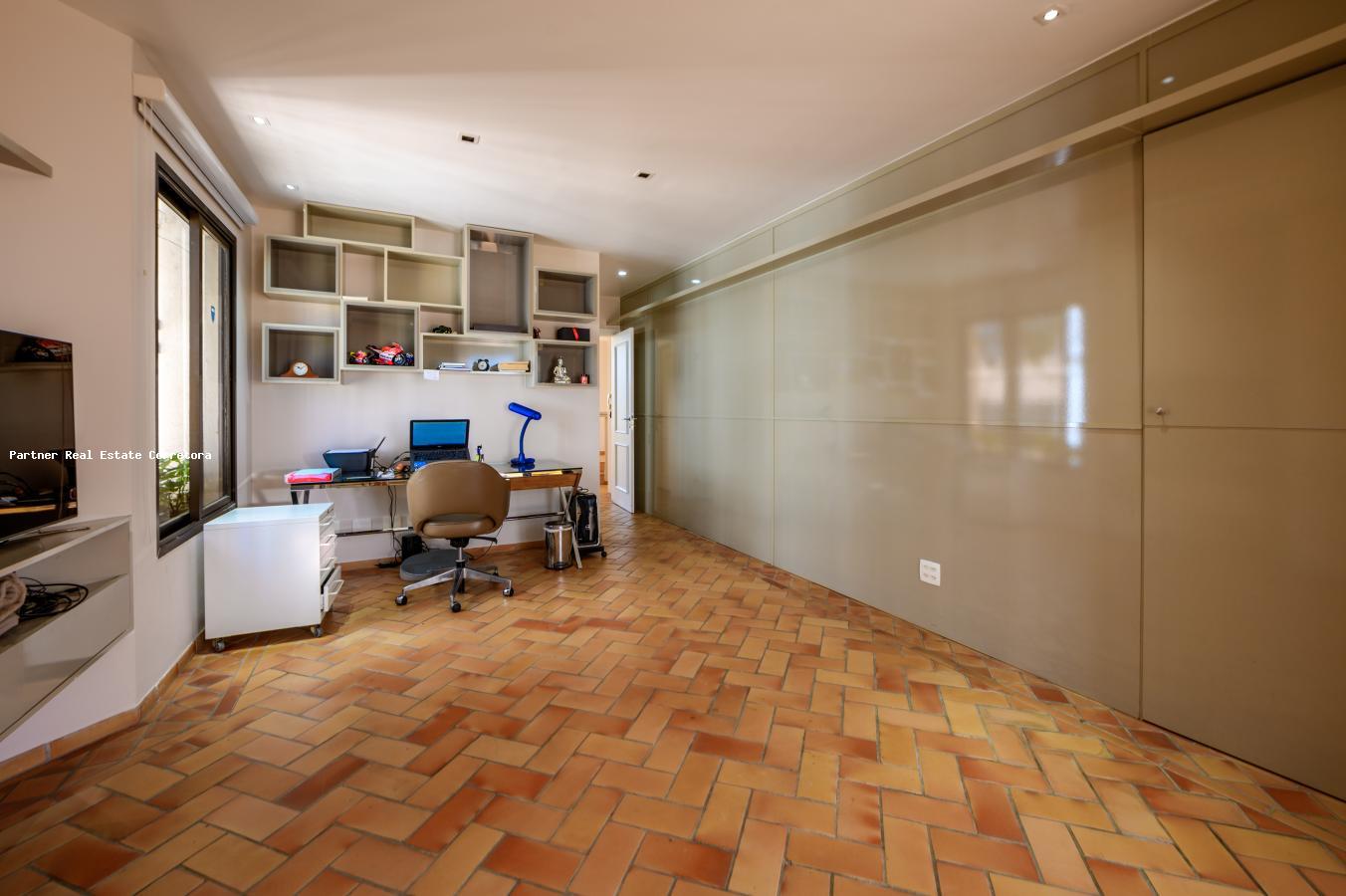 Cobertura à venda com 4 quartos, 455m² - Foto 2