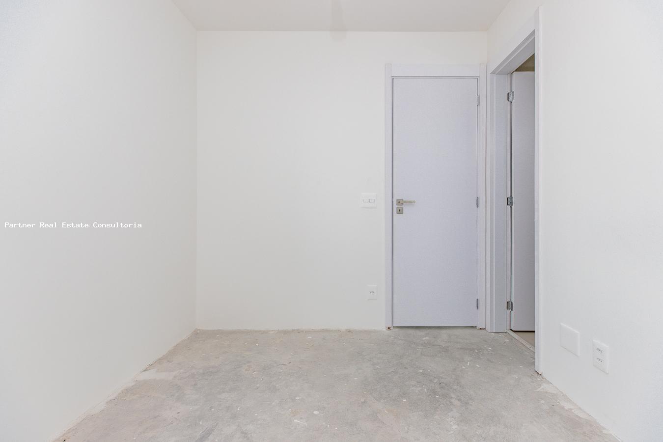 Apartamento à venda com 3 quartos, 147m² - Foto 7