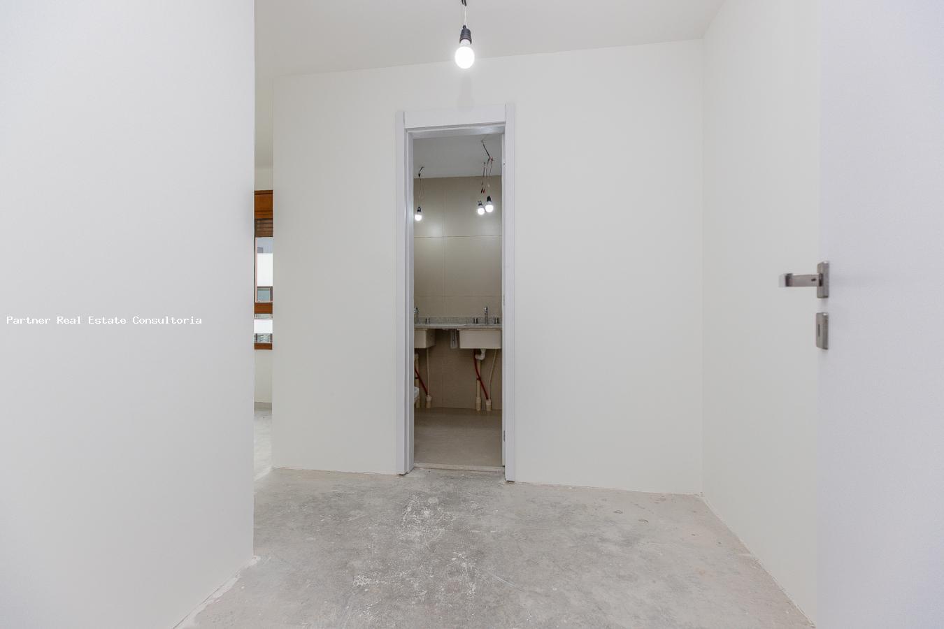 Apartamento à venda com 3 quartos, 147m² - Foto 9