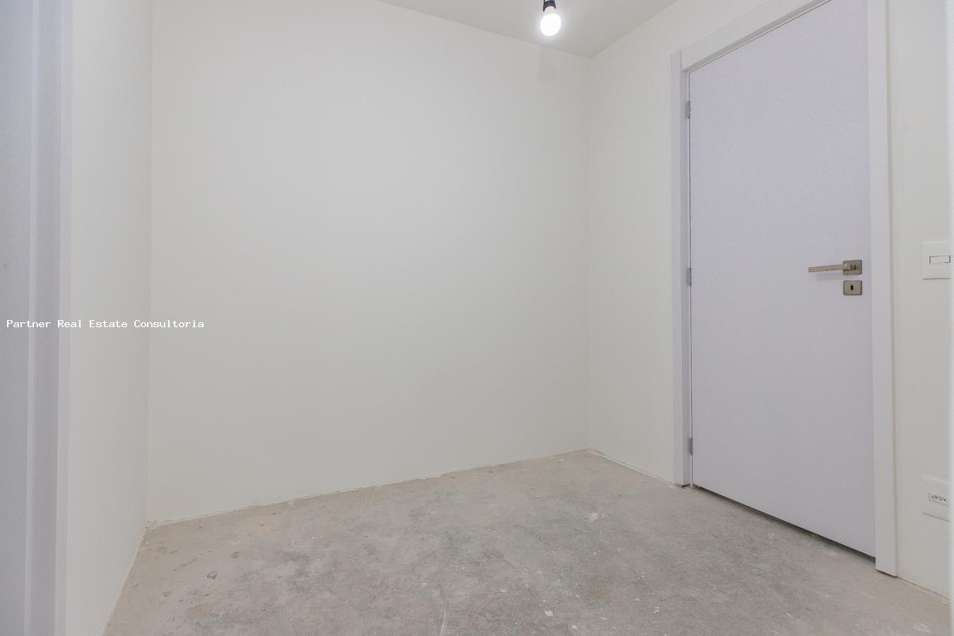 Apartamento à venda com 3 quartos, 147m² - Foto 12