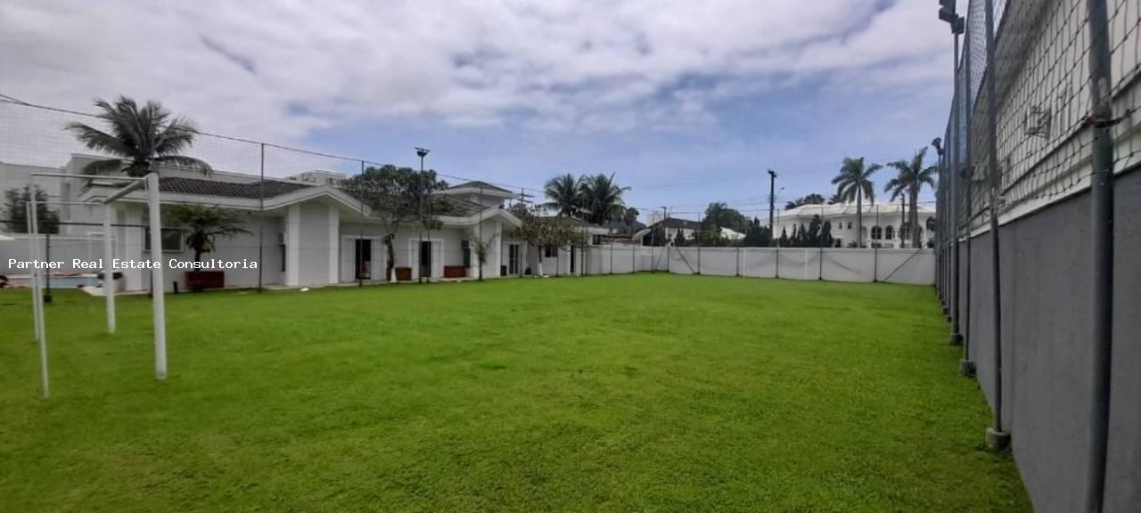 Casa à venda com 7 quartos, 2000m² - Foto 3