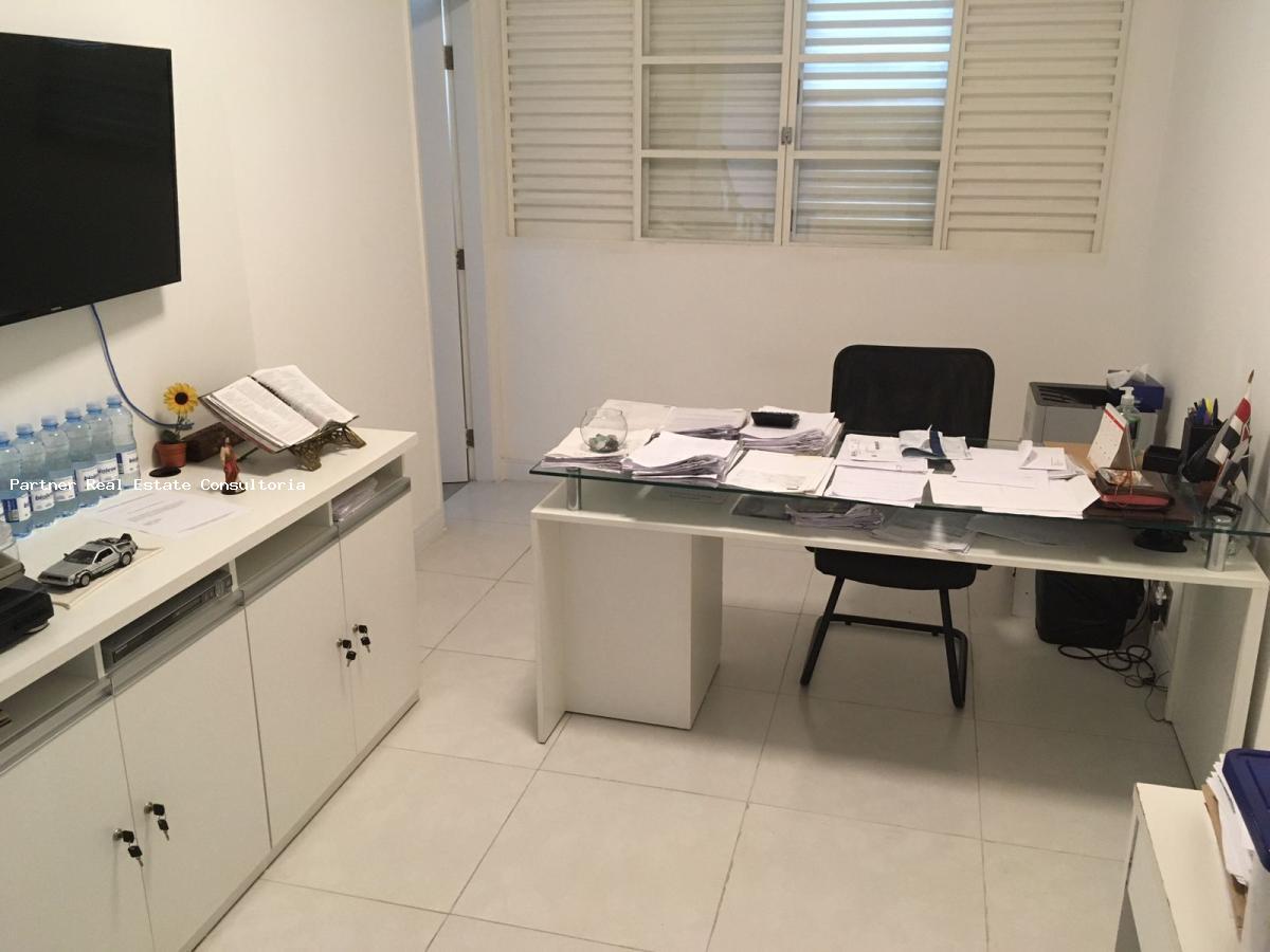 Casa, 4 quartos, 252 m² - Foto 4