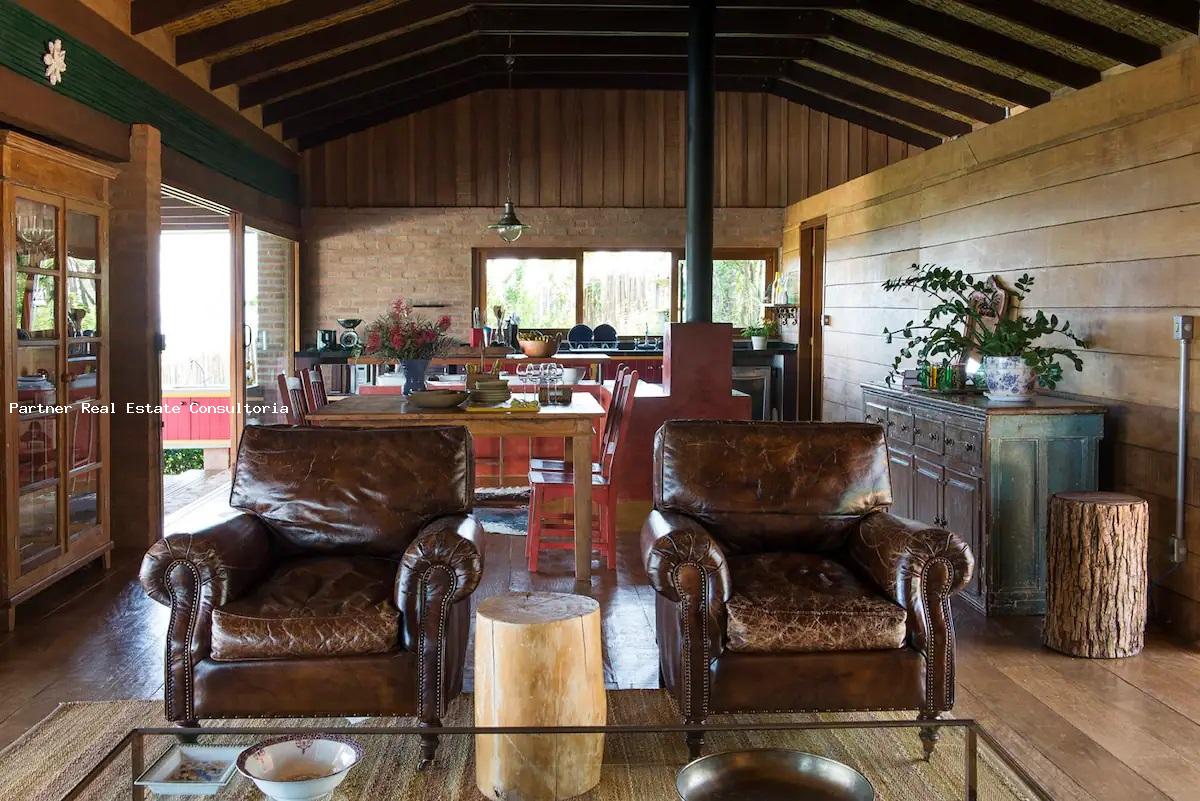 Casa à venda com 1 quarto, 11279m² - Foto 3