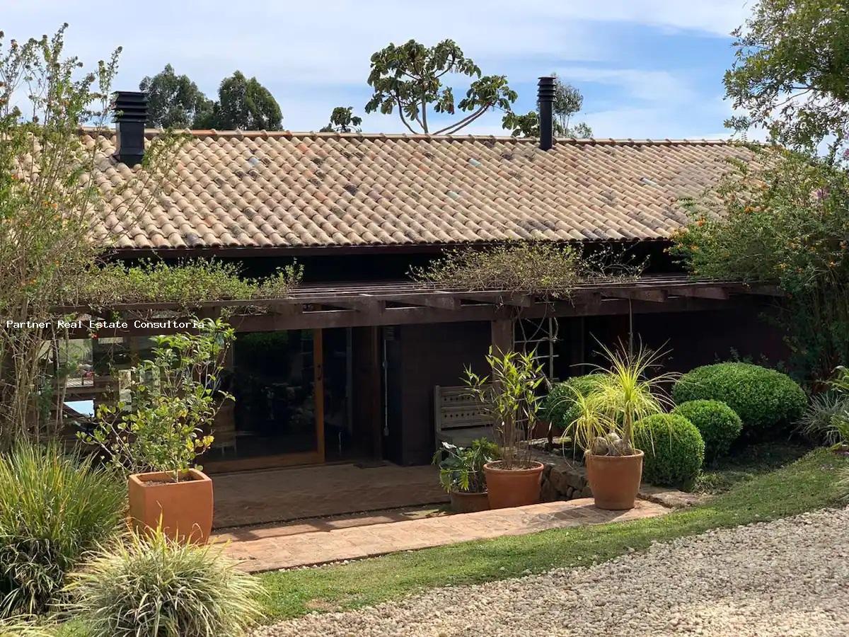 Casa à venda com 1 quarto, 11279m² - Foto 2