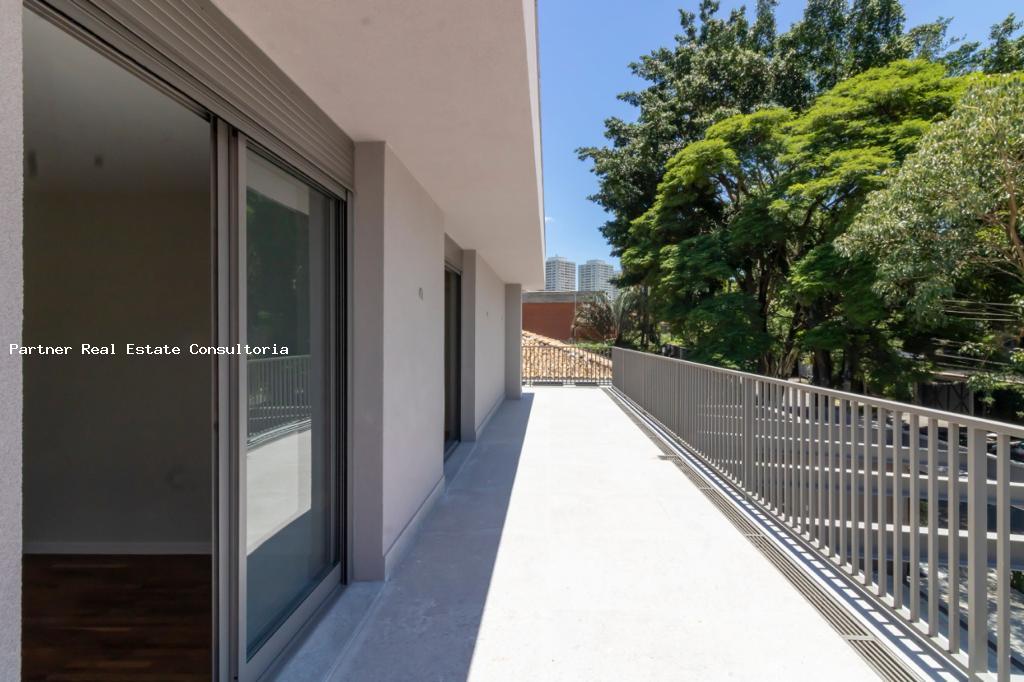 Casa à venda com 4 quartos, 581m² - Foto 18