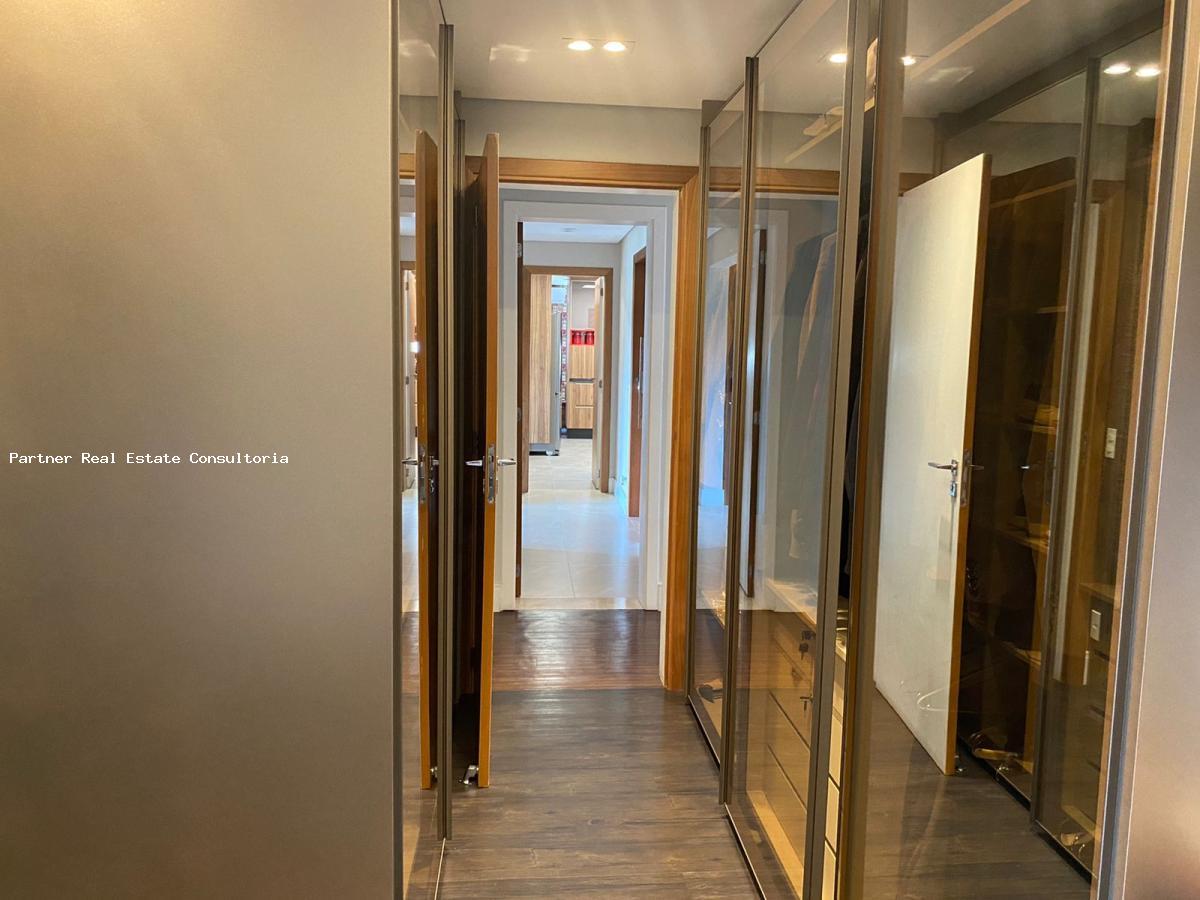 Apartamento, 3 quartos, 251 m² - Foto 17
