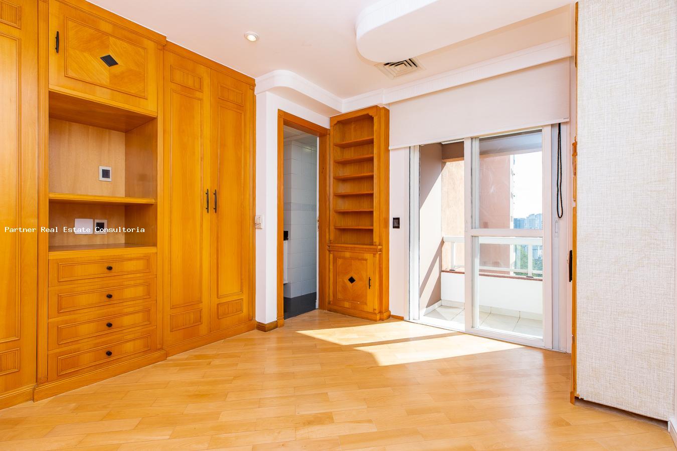 Apartamento à venda com 4 quartos, 370m² - Foto 18