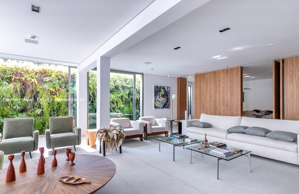 Casa, 5 quartos, 1050 m² - Foto 1