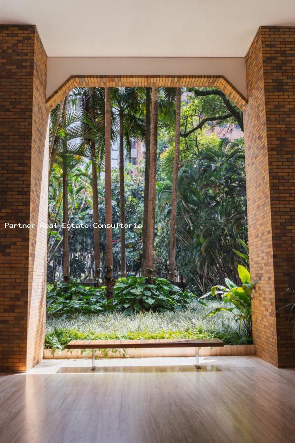 Apartamento, 3 quartos, 438 m² - Foto 2