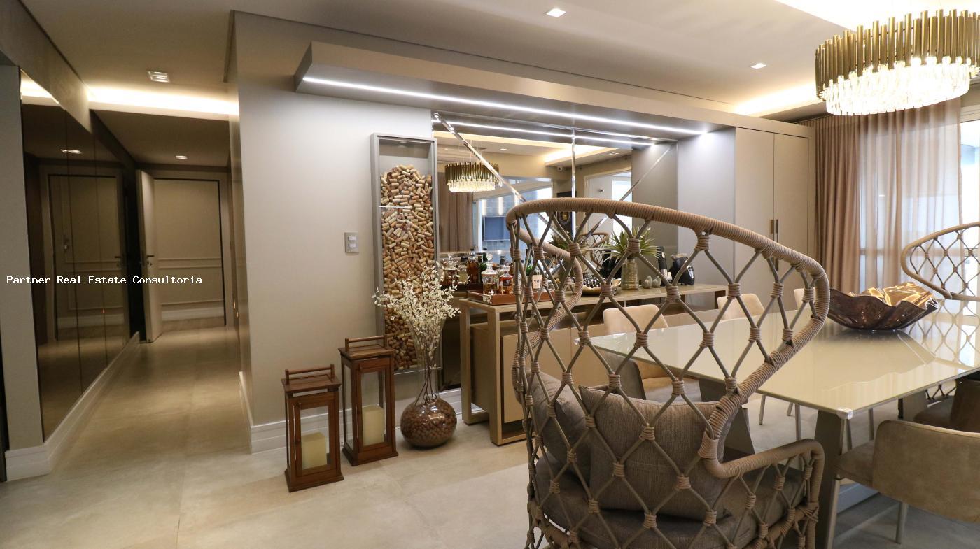 Apartamento, 4 quartos, 243 m² - Foto 14