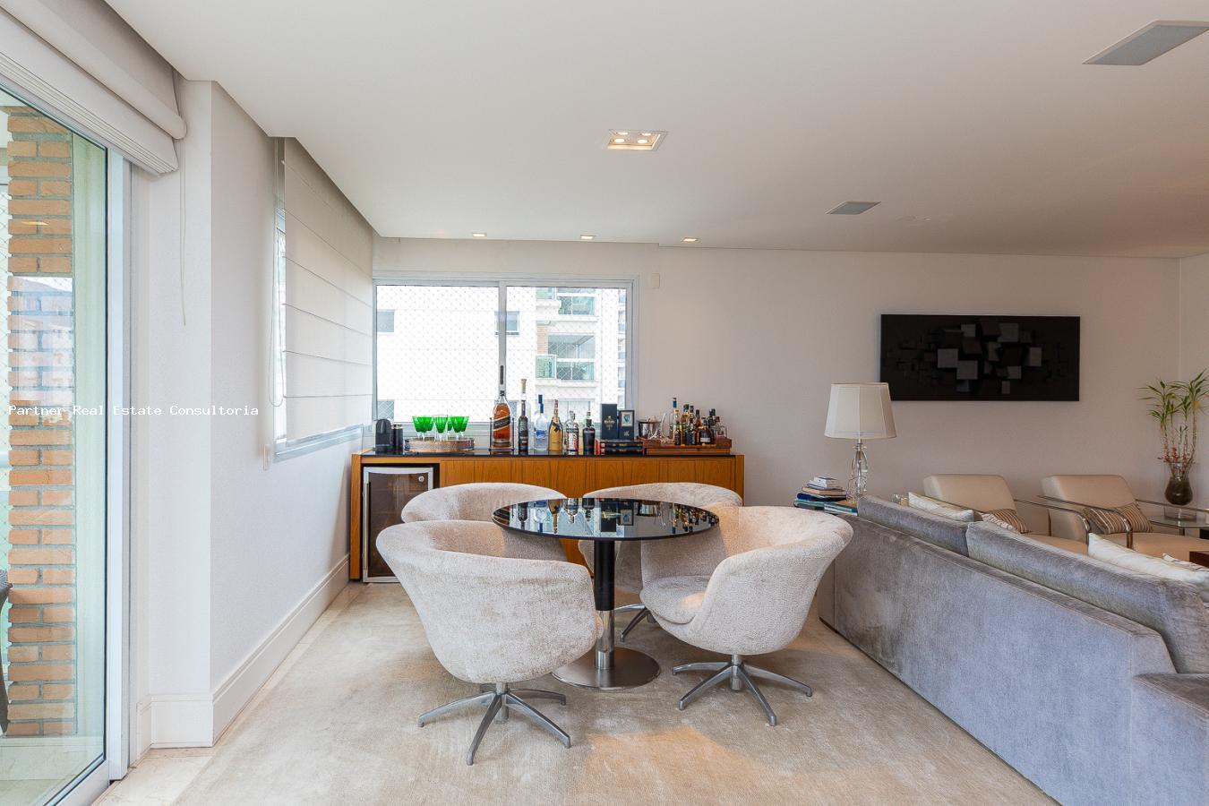 Apartamento, 4 quartos, 240 m² - Foto 8