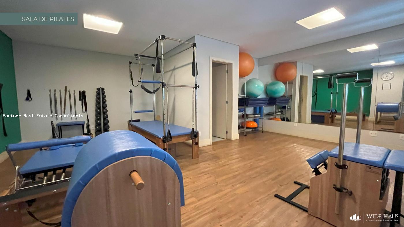 Apartamento à venda com 3 quartos, 262m² - Foto 8