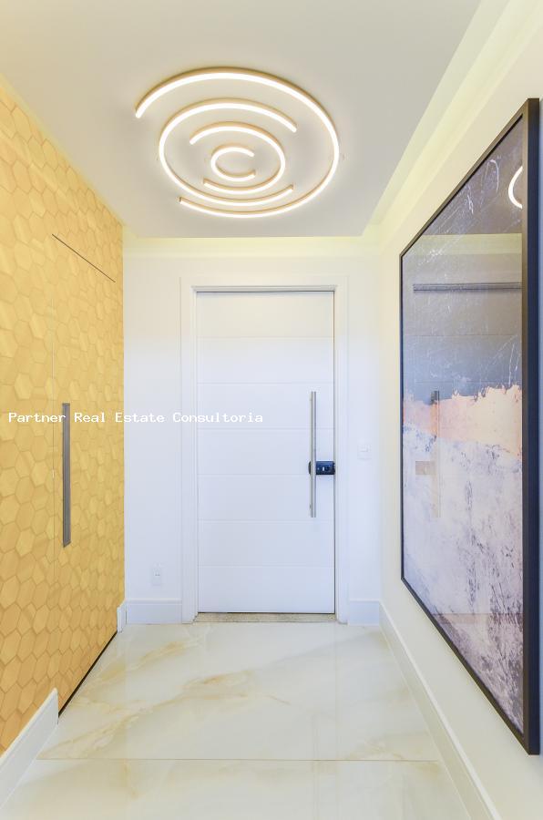 Apartamento, 4 quartos, 193 m² - Foto 2