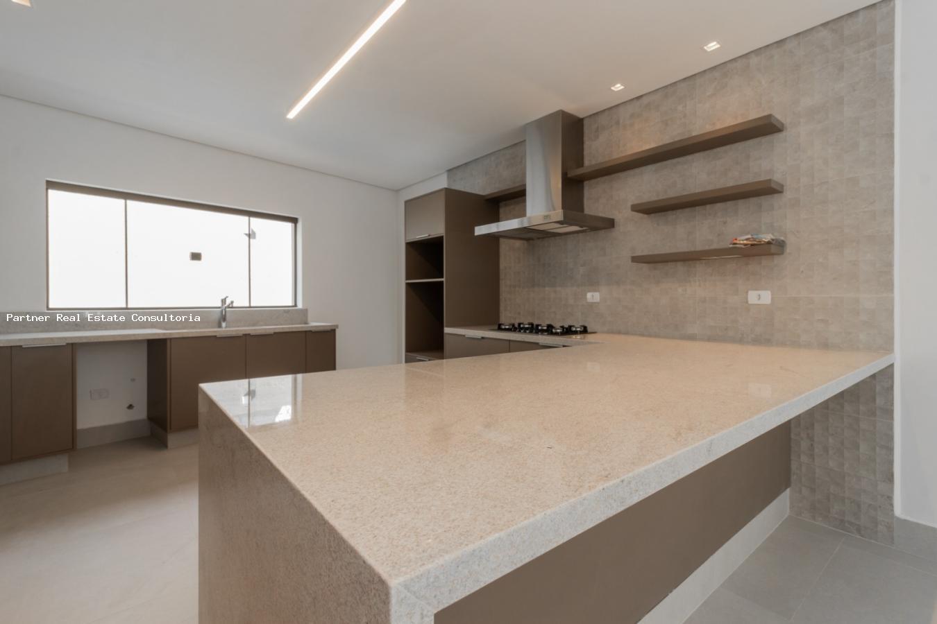 Casa à venda com 5 quartos, 650m² - Foto 17