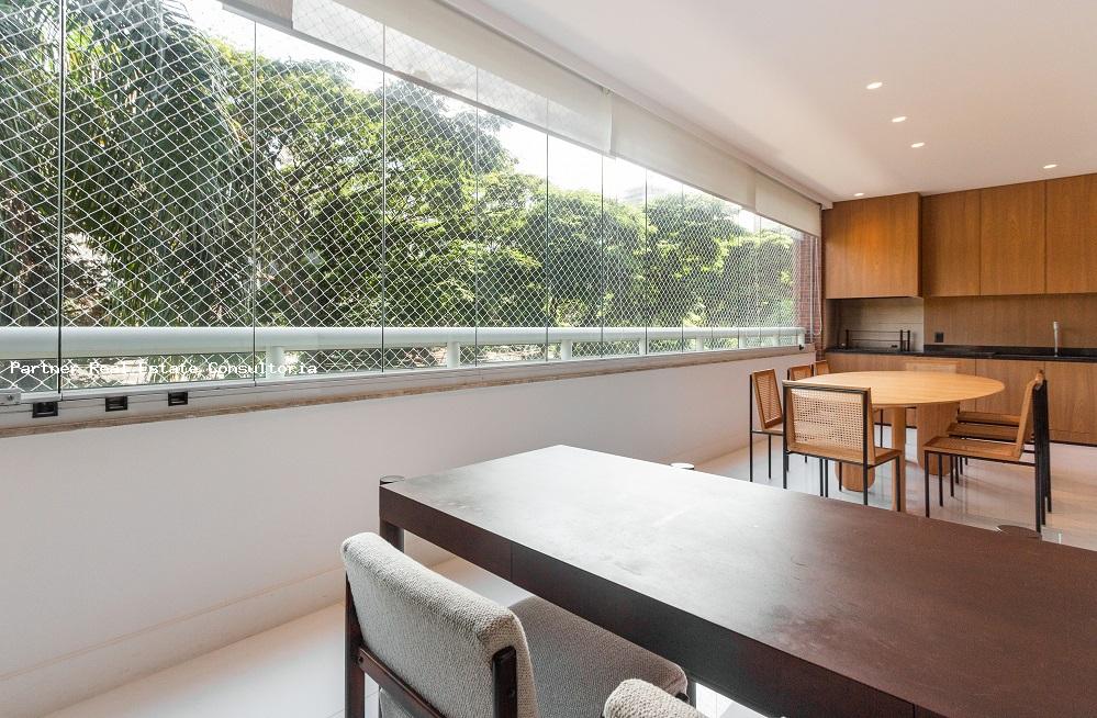 Apartamento, 3 quartos, 152 m² - Foto 8