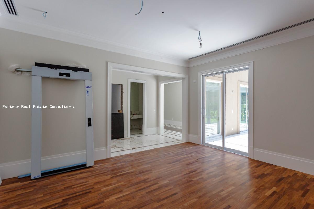 Casa, 5 quartos, 1318 m² - Foto 3