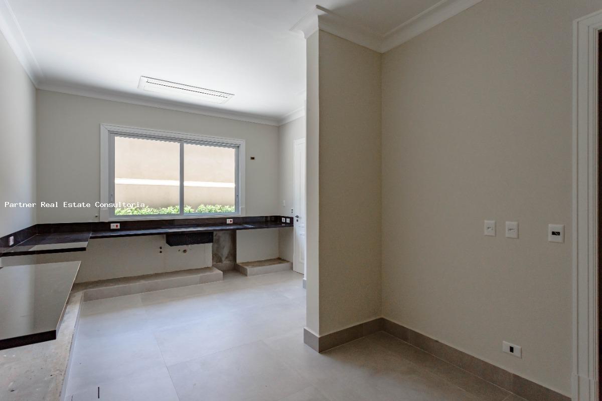 Casa, 5 quartos, 1318 m² - Foto 4