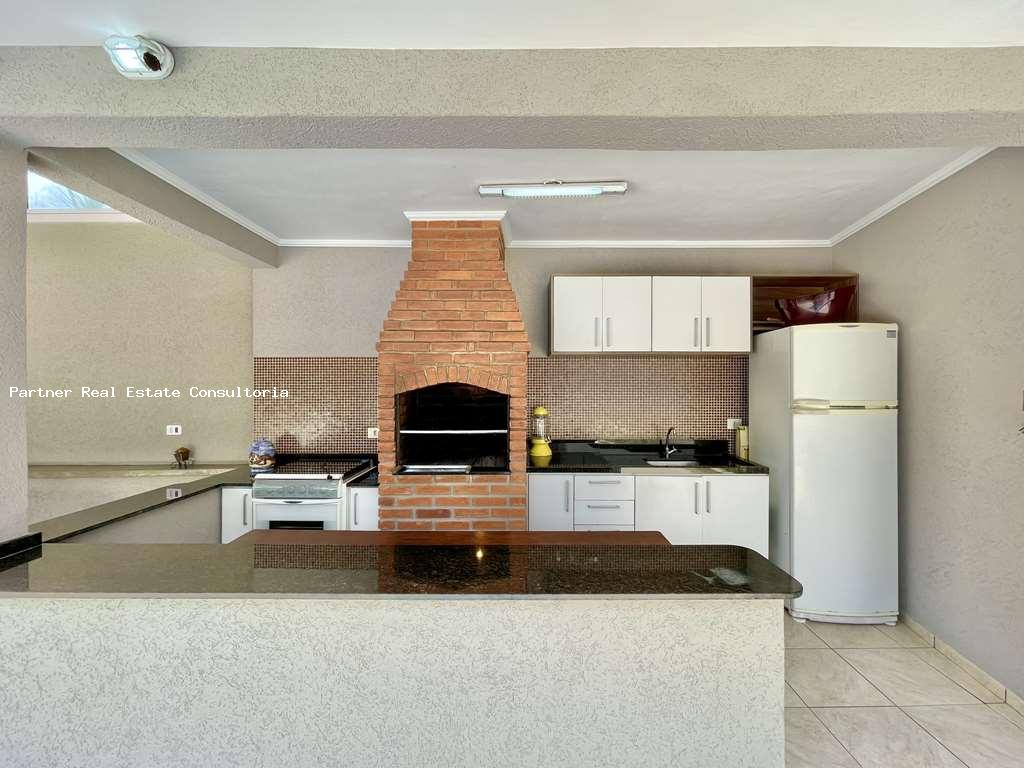 Casa à venda com 3 quartos, 1144m² - Foto 10