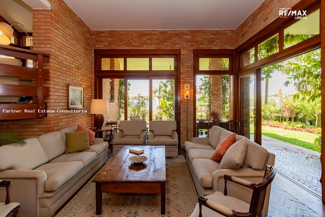 Casa à venda com 4 quartos, 530m² - Foto 7