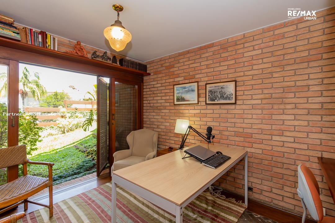 Casa à venda com 4 quartos, 530m² - Foto 8