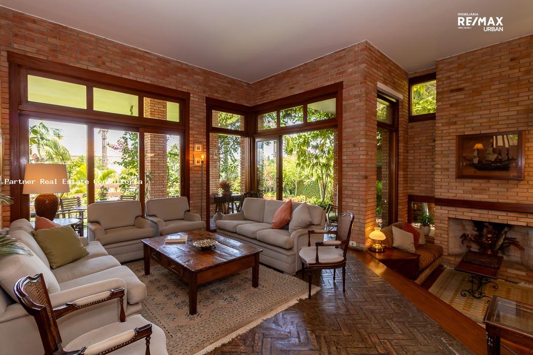 Casa à venda com 4 quartos, 530m² - Foto 10