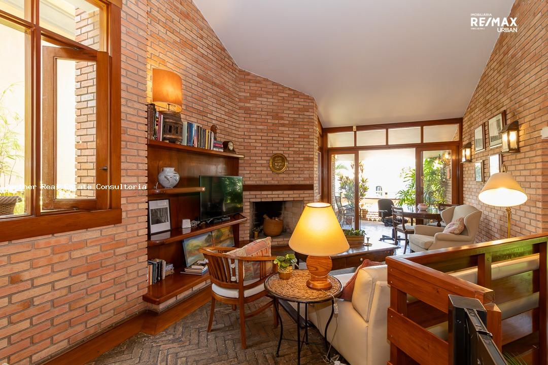 Casa à venda com 4 quartos, 530m² - Foto 15