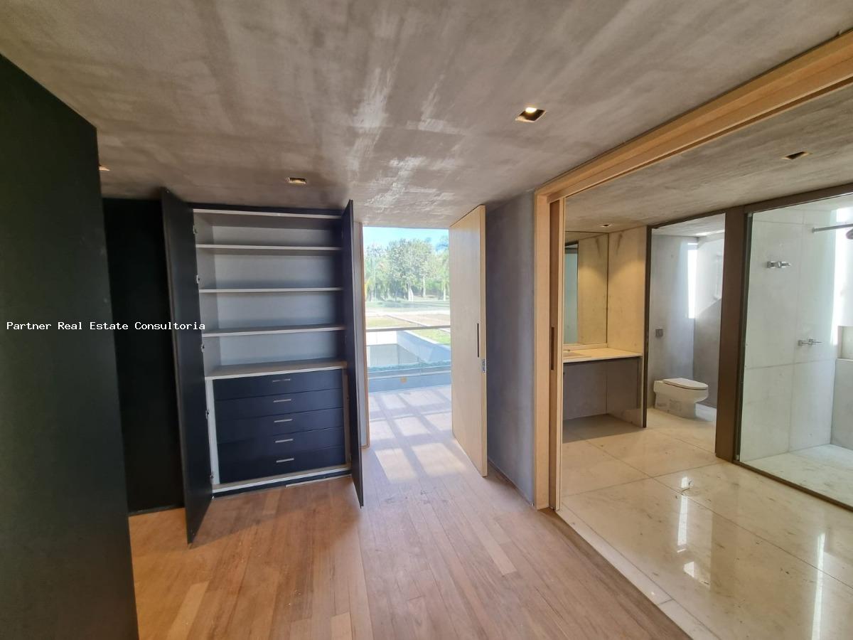 Casa, 6 quartos, 3056 m² - Foto 17