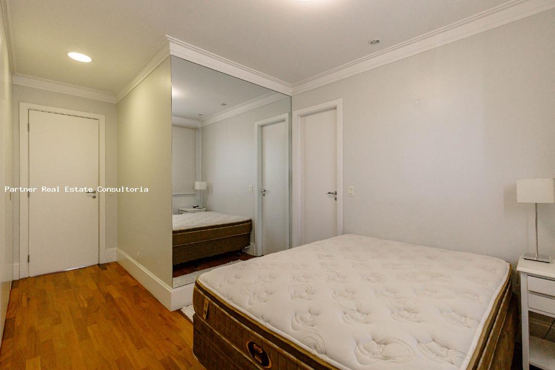 Cobertura, 3 quartos, 298 m² - Foto 17