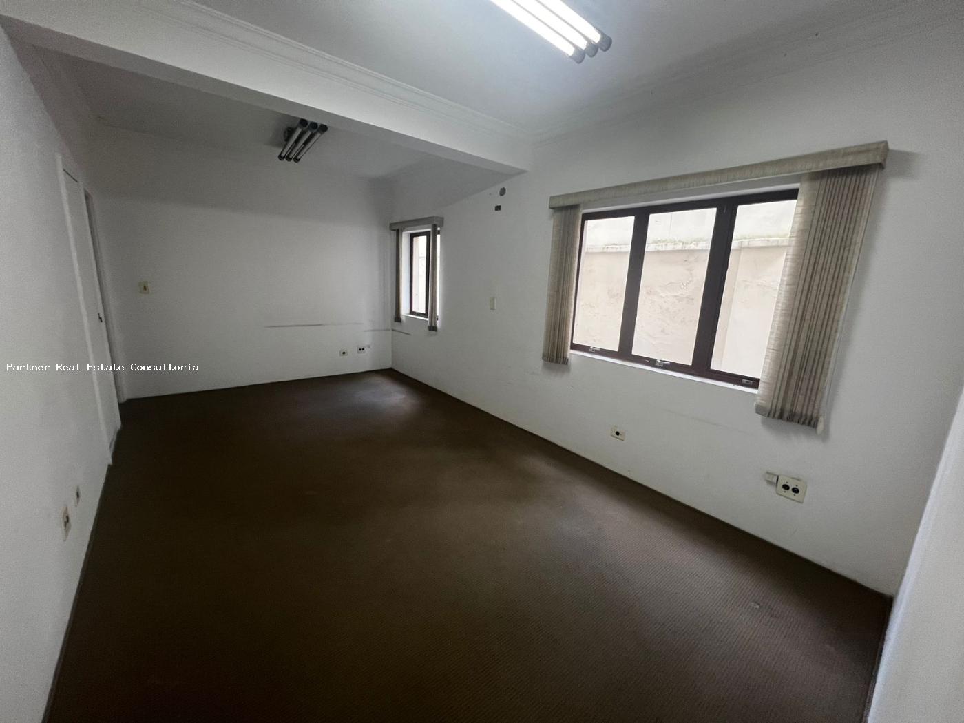 Loja-Salão à venda com 14 quartos, 600m² - Foto 1