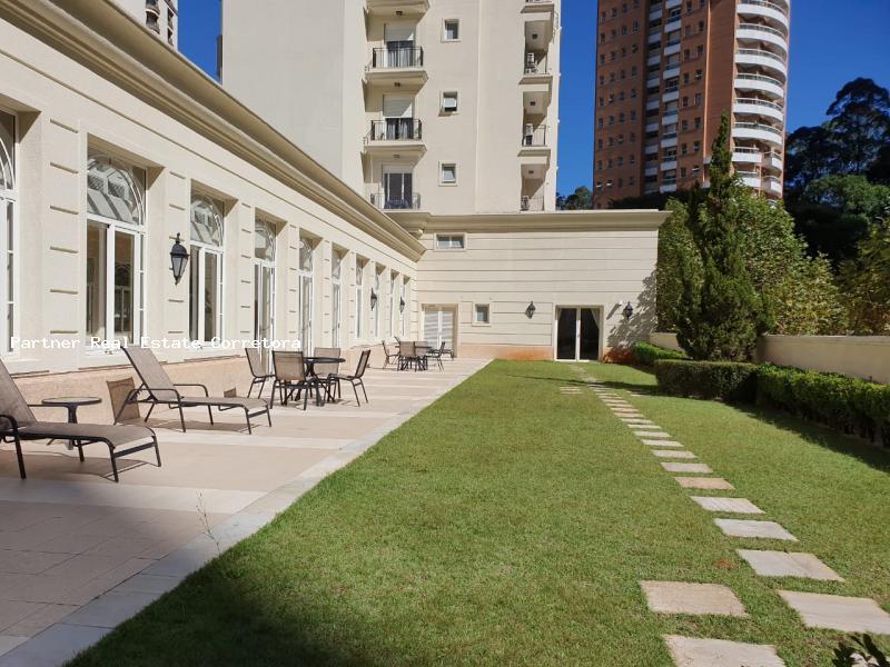 Apartamento à venda com 3 quartos, 260m² - Foto 1
