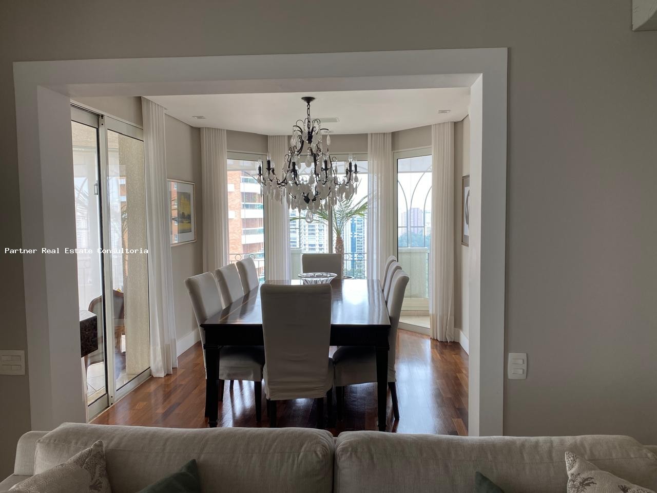 Apartamento à venda com 3 quartos, 260m² - Foto 6