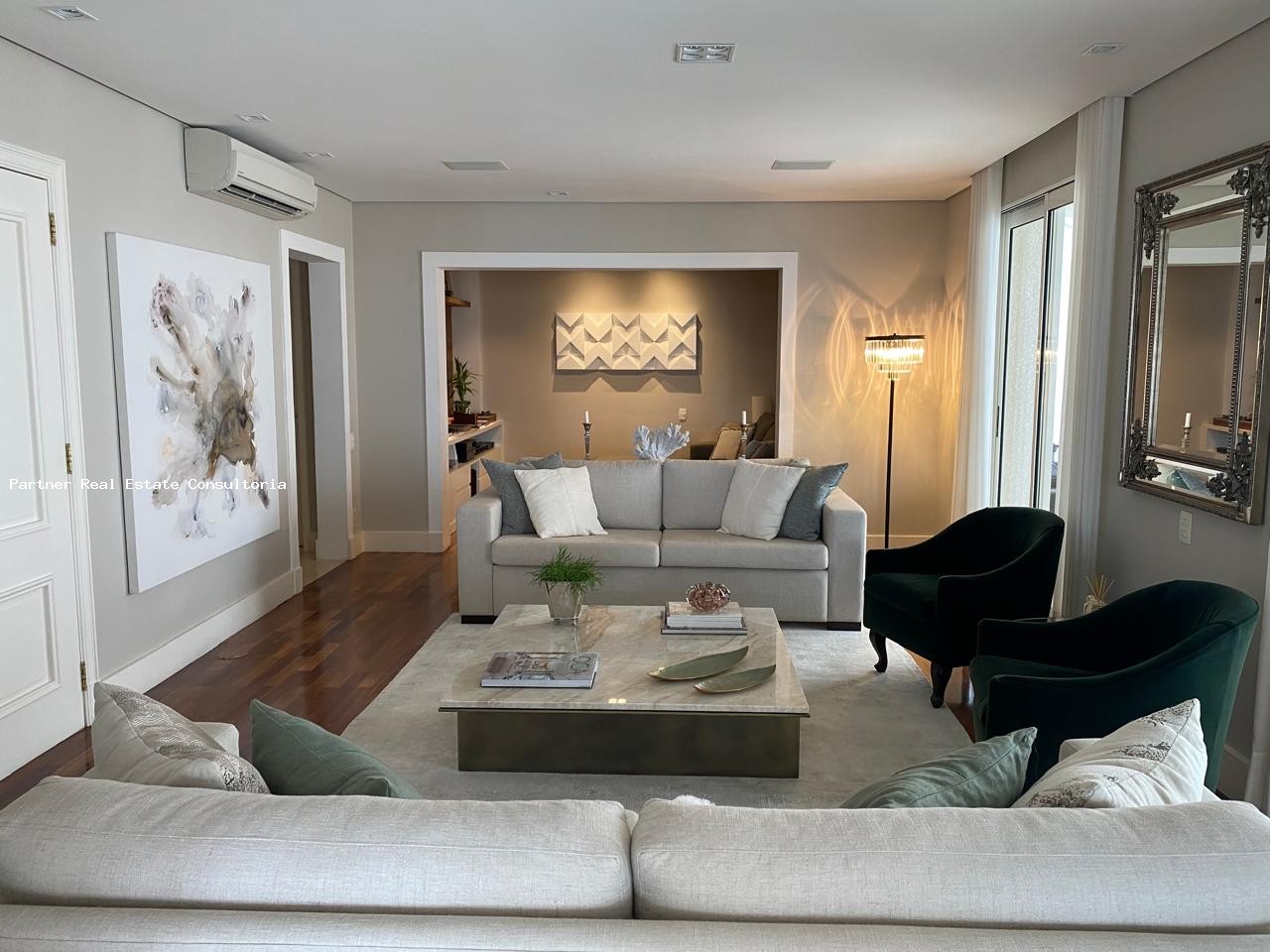 Apartamento à venda com 3 quartos, 260m² - Foto 11