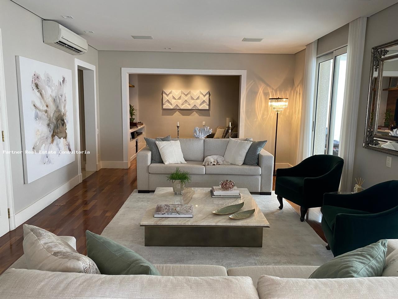 Apartamento à venda com 3 quartos, 260m² - Foto 18