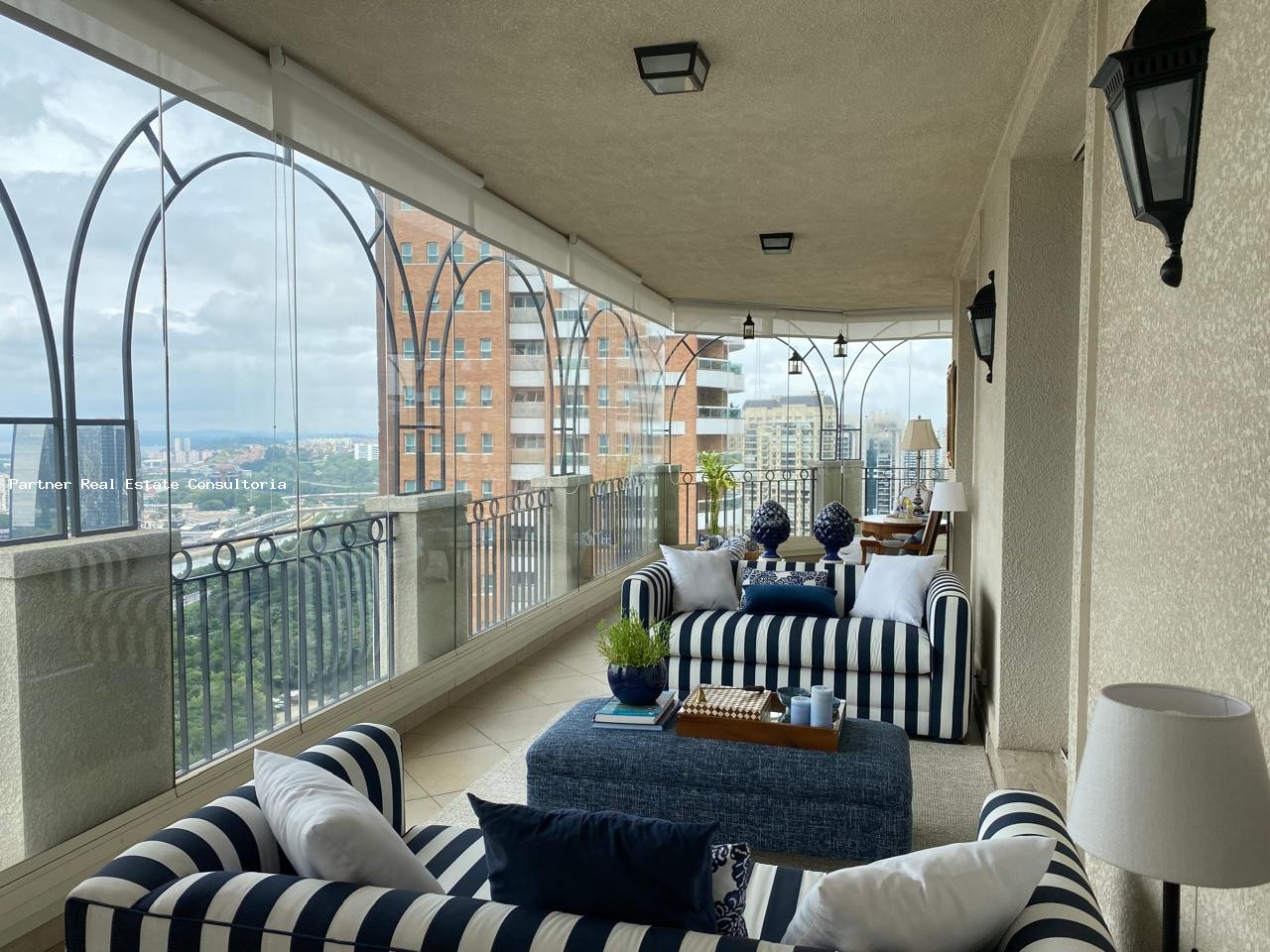 Apartamento à venda com 3 quartos, 260m² - Foto 24
