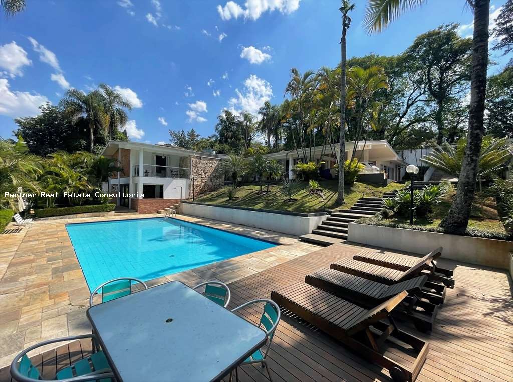 Casa, 4 quartos, 2194 m² - Foto 1