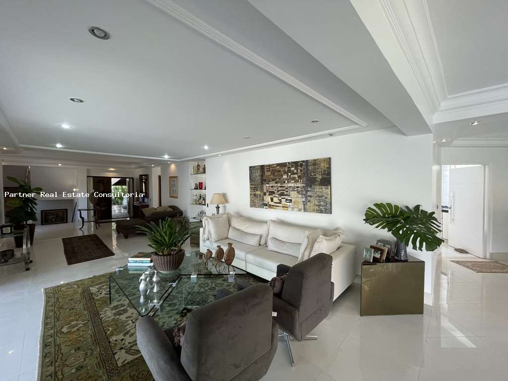 Casa à venda com 4 quartos, 1082m² - Foto 12