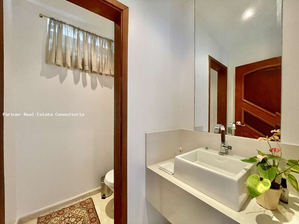 Casa à venda com 4 quartos, 1082m² - Foto 9