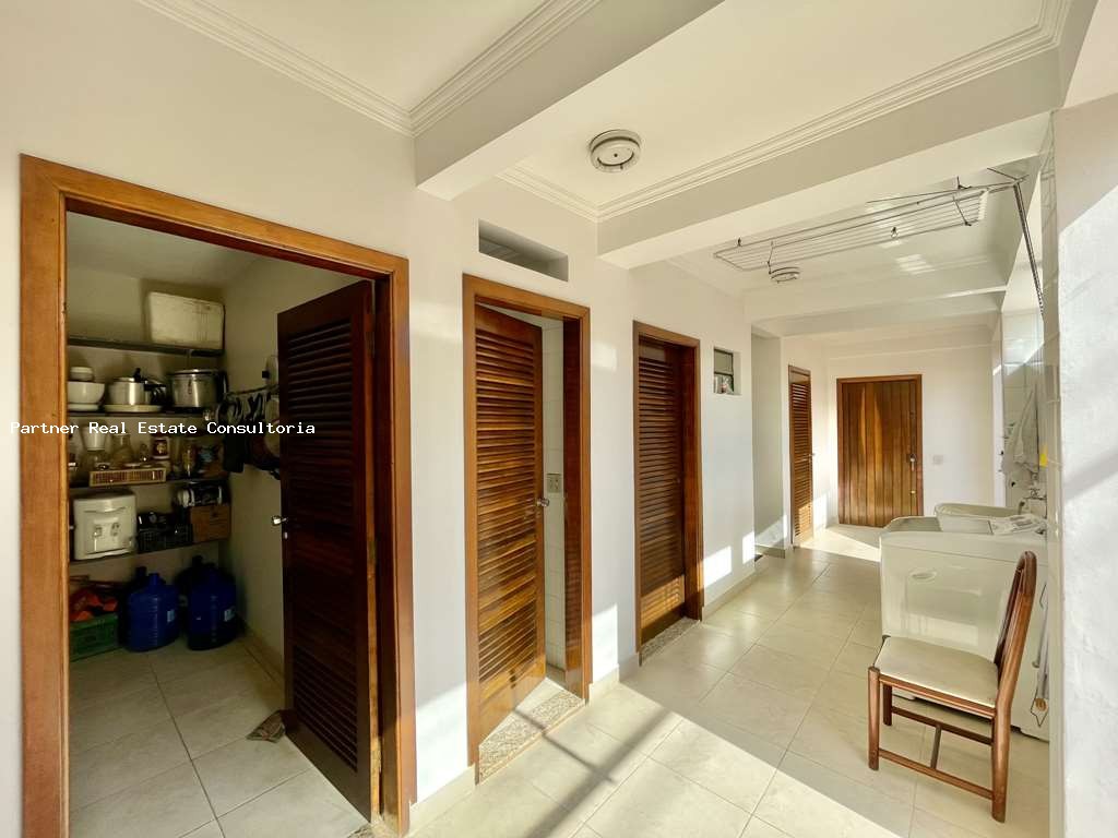 Casa à venda com 4 quartos, 1082m² - Foto 18
