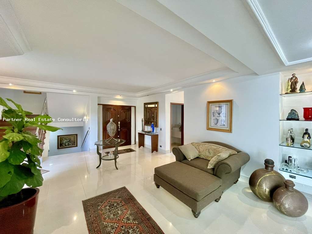 Casa à venda com 4 quartos, 1082m² - Foto 15