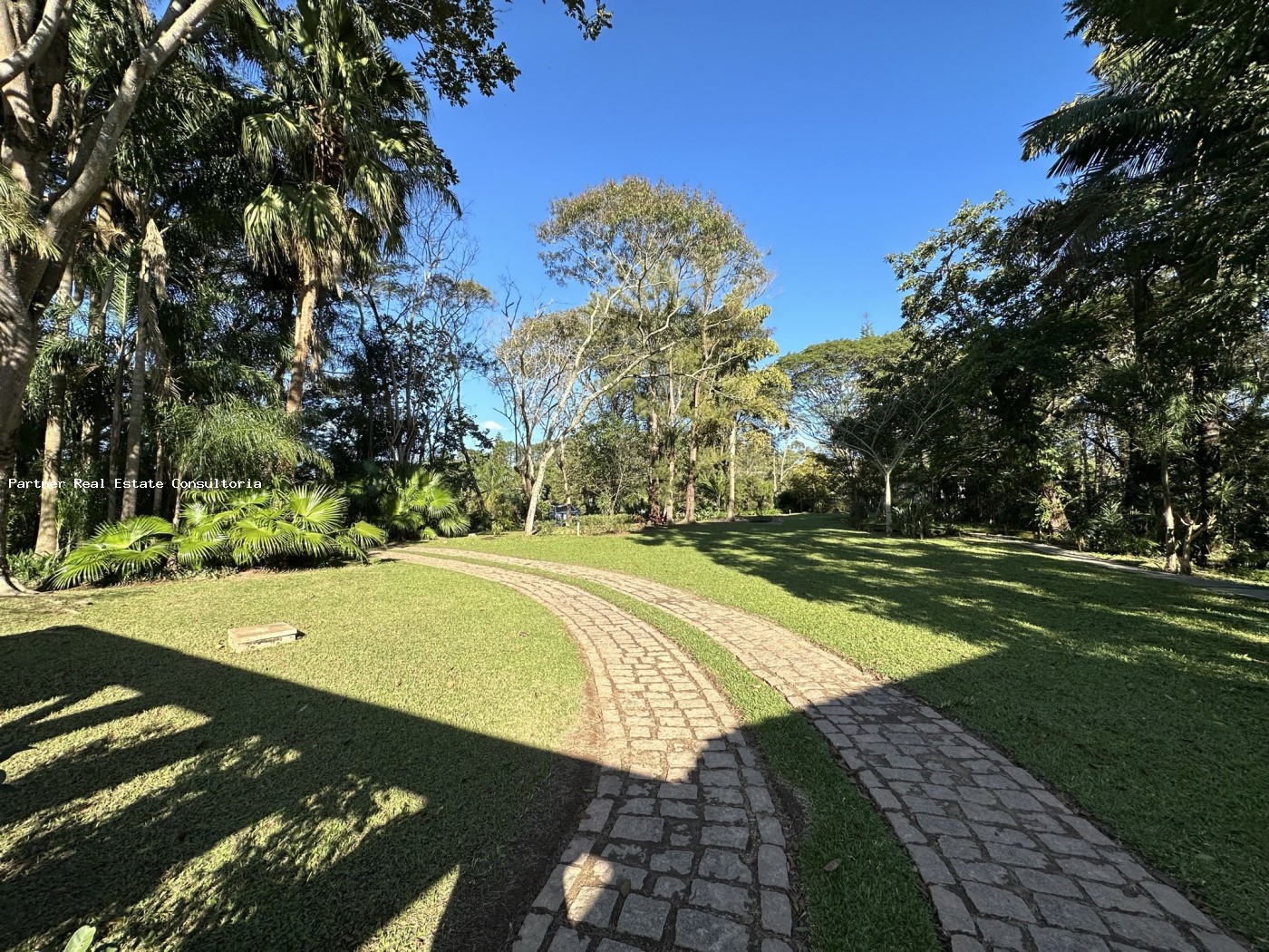 Casa de Condomínio à venda com 3 quartos, 10490m² - Foto 5