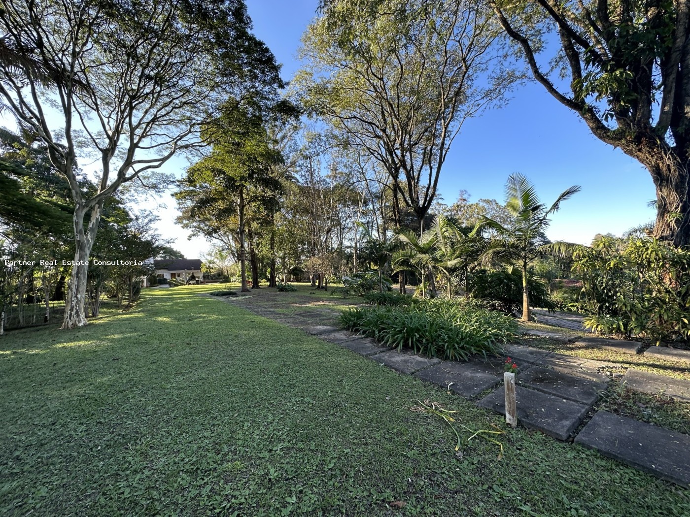 Casa de Condomínio à venda com 3 quartos, 10490m² - Foto 10